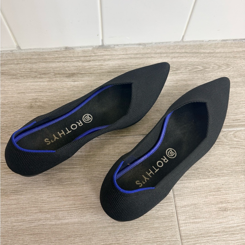 Rothy's Women's Black and Blue Flats